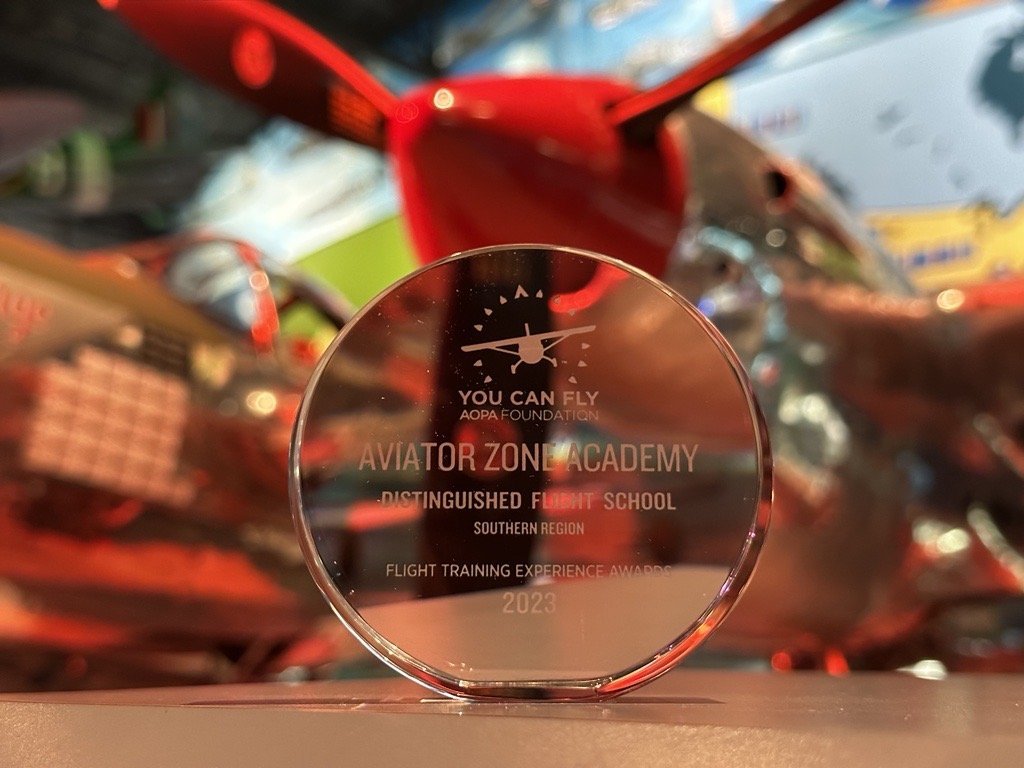 AOPA Distinguished Flight School Award 2023