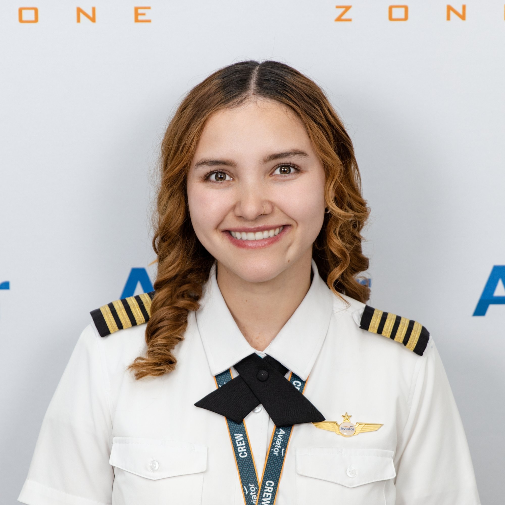 valentina-pilot-instructor-id-aviator-zone-academy